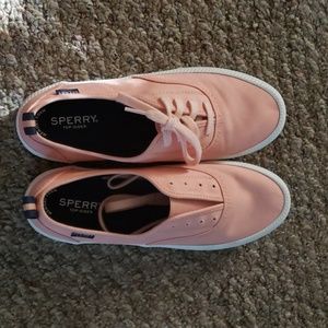 Pink sperrys
